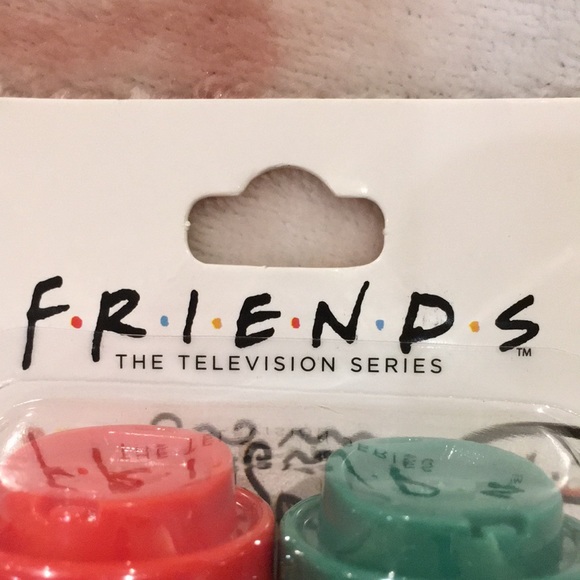 Friends Central Perk Black Coffee & Vanilla Latte Scented Lip Balm Duo 2 NWT - Picture 5 of 10